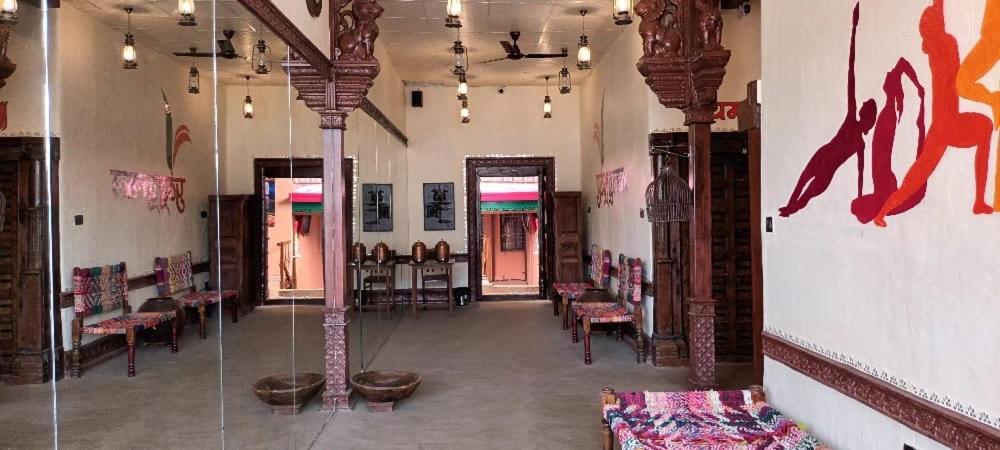 Hotel Vedic Dham Ganga à Rishīkesh Extérieur photo
